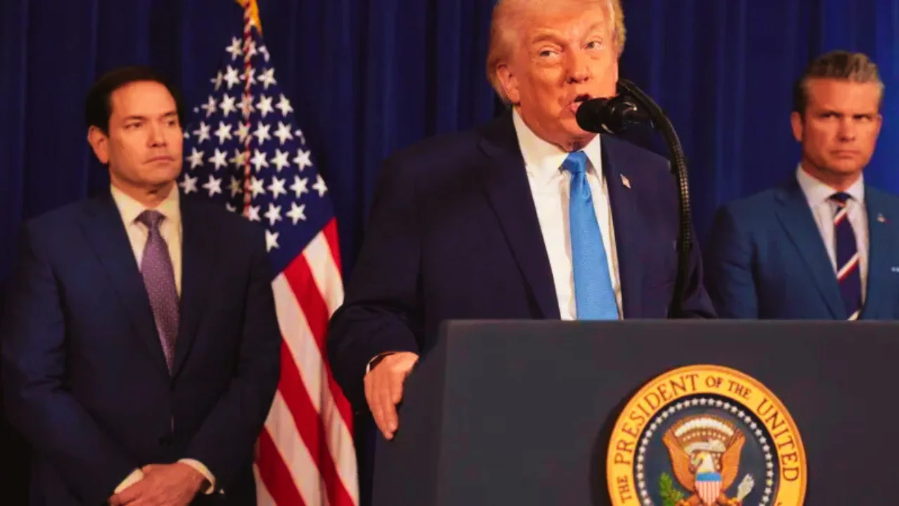 Trump Anuncia que EUA Vão Administrar Venezuela Interinamente Após Captura de Maduro Trump diz que Estados Unidos querem administrar a Venezuela e dominar o petróleo